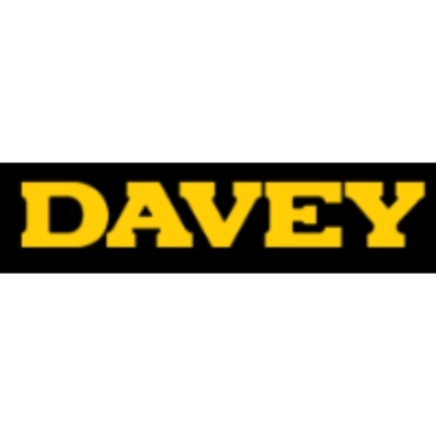 Texto amarelo com contorno preto dizendo DAVEY sobre fundo preto