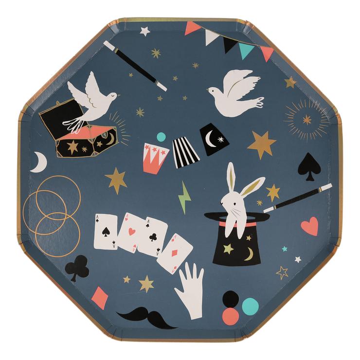 Tapete octogonal azul com ilustrações de mágica e cartas de baralho