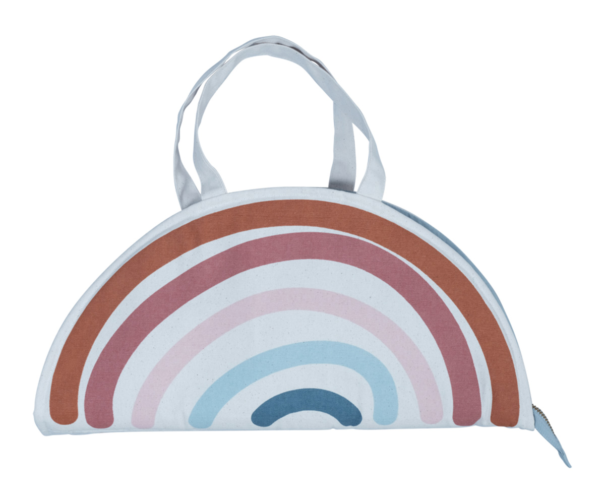 Mala em tecido em forma de arco-íris com tons castanhos, rosa, azul e branco