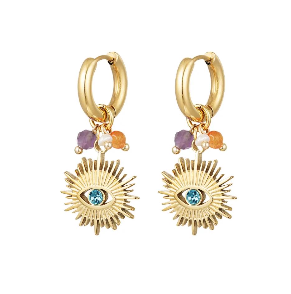 Par de brincos dourados com olho azul e pedras coloridas