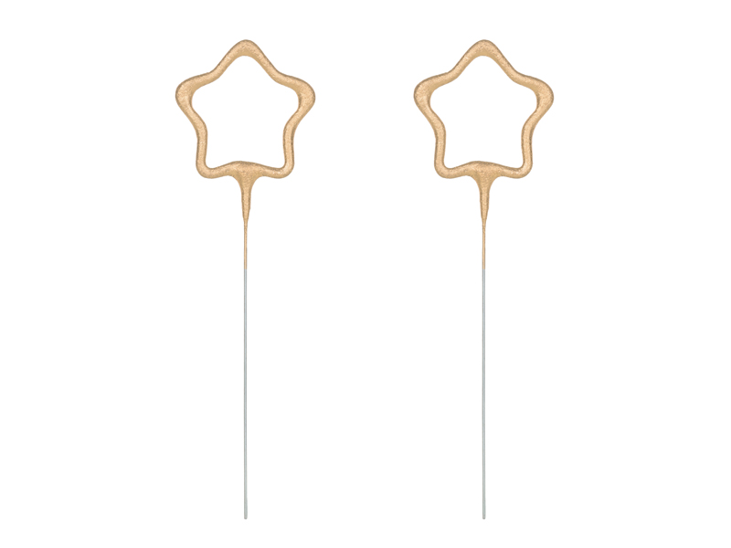 Duas velas de aniversário em forma de estrela dourada com haste branca