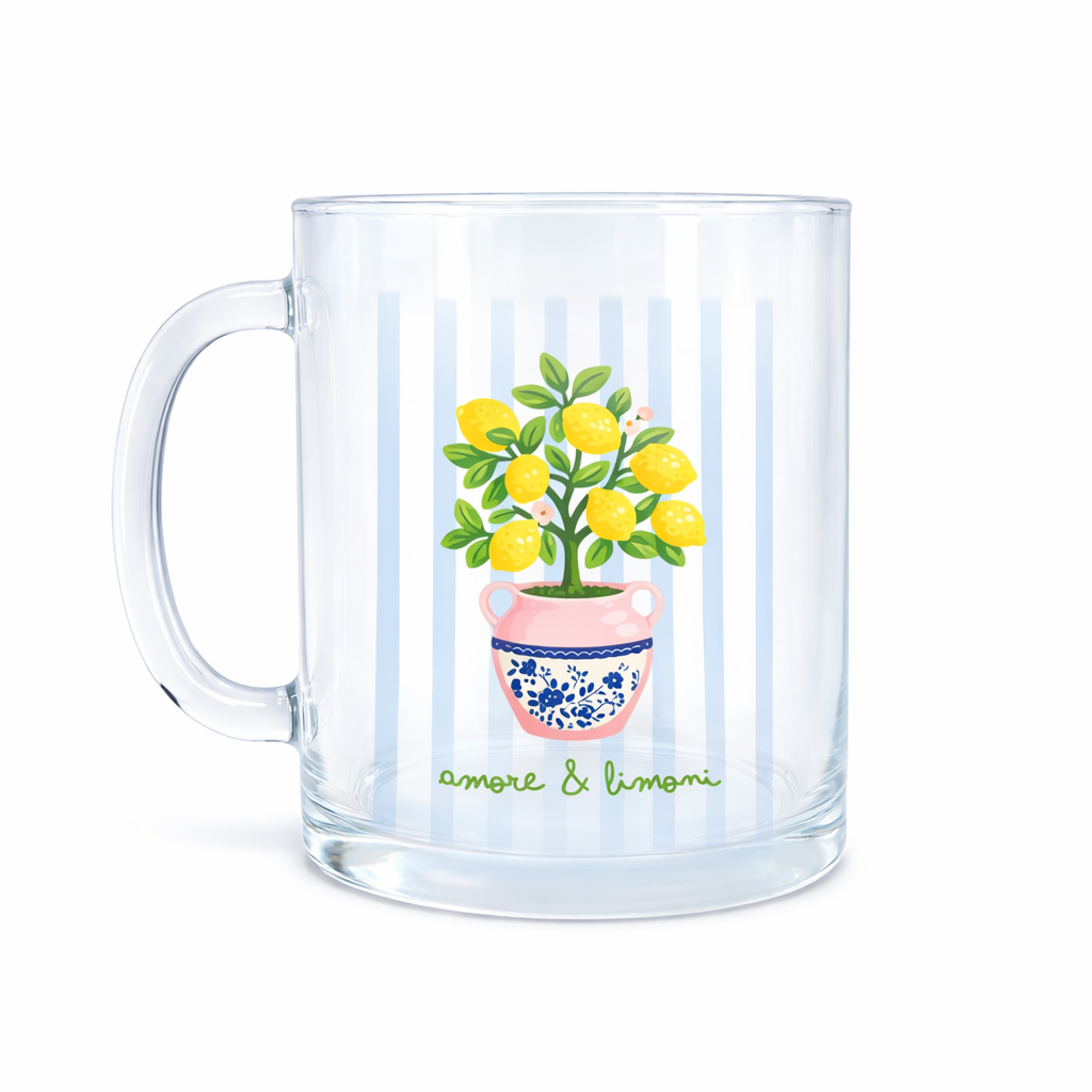 Copo de vidro transparente com ilustração de vaso com limoeiros e texto