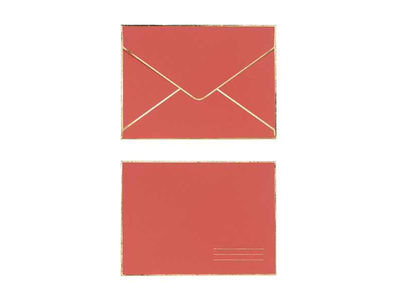 Dois envelopes vermelhos, um fechado pela aba e outro com frente visível e linhas para endereço