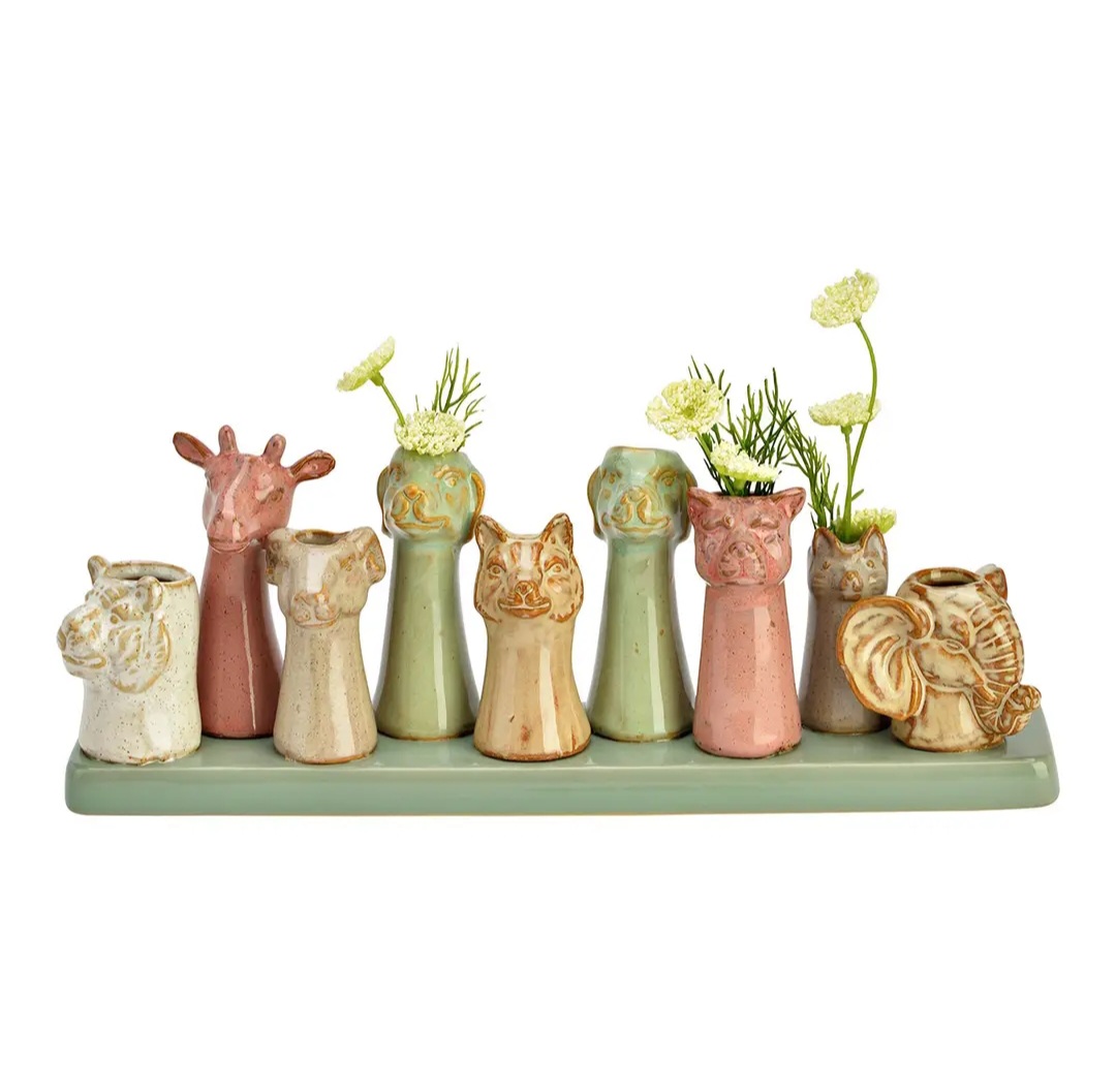 Conjunto de mini vasos cerâmicos em forma de animais coloridos
