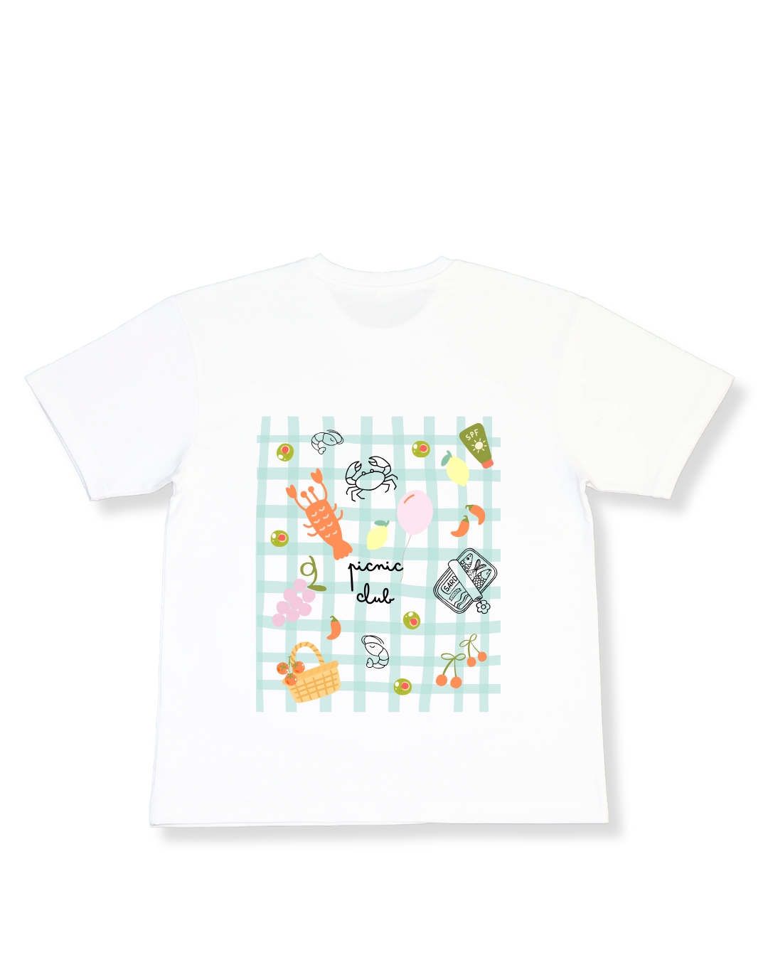 T-shirt branca com estampa colorida e texto picnic club