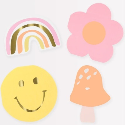 Autocolantes decorativos coloridos, incluindo arco-íris, flor, smiley e cogumelo.