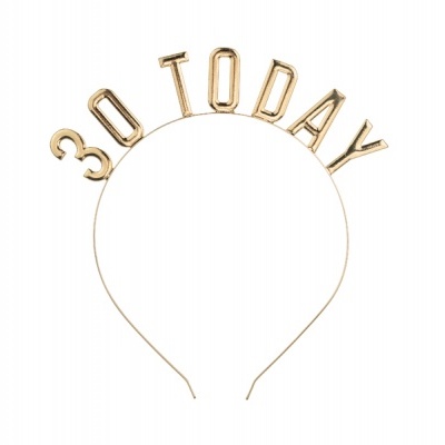 Tiara dourada com texto '30 TODAY'