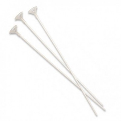 Três hastes brancas com ventosas numa extremidade sobre fundo branco