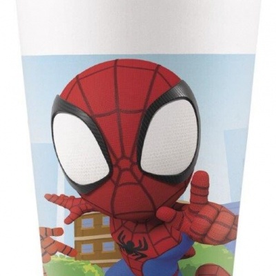 Copo de papel com desenho de Spider-Man em fundo urbano
