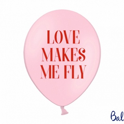 Balão rosa com texto vermelho Love Makes Me Fly