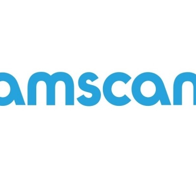 Logotipo amscan em azul sobre fundo branco