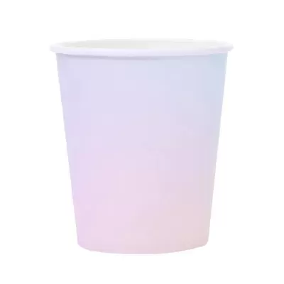 Copo descartável de papel azul e rosa com borda branca