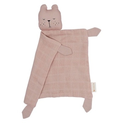 Cobertor de brincar rosa claro com cabeça de coelho e patas nos cantos em fundo branco