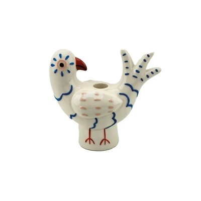 Vaso cerâmico branco em forma de pássaro com detalhes coloridos