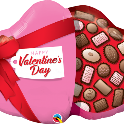 Caixas em forma de coração para presentes com fita vermelha e bombons estampados