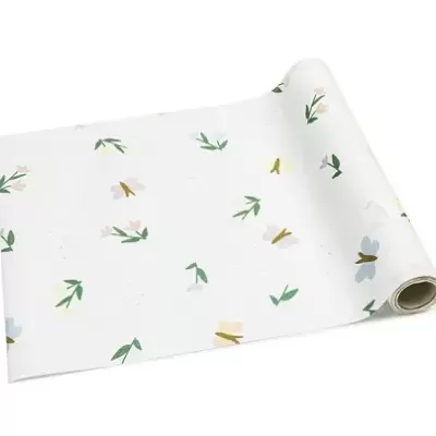 Rolo de papel de parede branco com padrão de folhas e flores