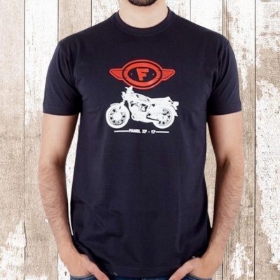 T-shirt preta com impressão de mota e emblema vermelho com letra F