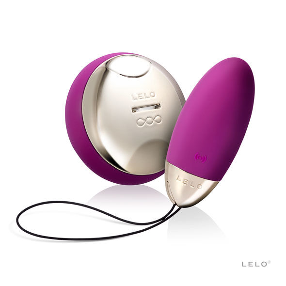 Produtos LELO em roxo e prateado sobre fundo branco