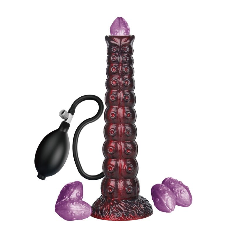 Dildo inflável vermelho escuro com ventosas e ponta roxa, com bomba preta e acessórios roxos.