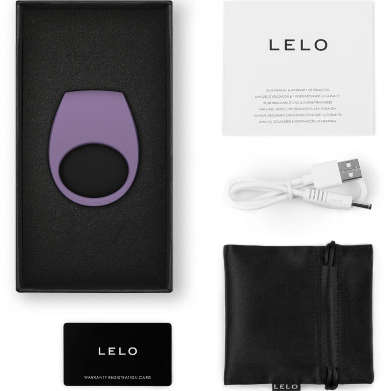 Conjunto de produto LELO com anel roxo, cabo USB, cartão preto, manual e bolsa preta