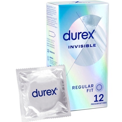 Embalagem de preservativos Durex Invisible com uma embalagem individual prateada à frente
