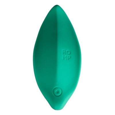 Objeto verde em forma de folha com texto ROMP