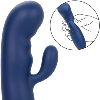 Vibrador azul em silicone com duas pontas curvas e botão de controlo