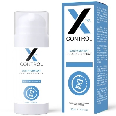 Creme hidratante XTRA CONTROL com efeito refrescante em embalagem branca e azul