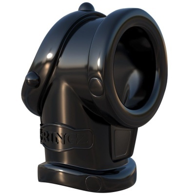 peça metálica preta com texto 'PRINCE' em relevo