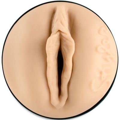 Produto adulto em silicone cor de pele com textura e marca 'Osé'