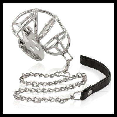 Dispositivo metálico prateado com corrente e pega preta