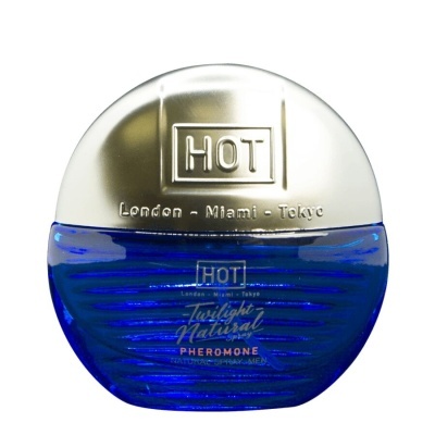 Frasco redondo de perfume azul e prata com texto HOT e cidades imprimidas