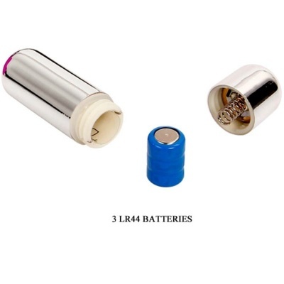 Objeto cilíndrico metálico prateado desmontado com pilha azul e texto 3 LR44 BATTERIES