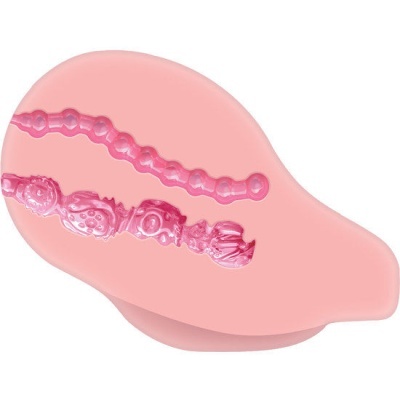 Dois acessórios sexuais cor de rosa em silicone com diferentes texturas sobre superfície rosa irregular