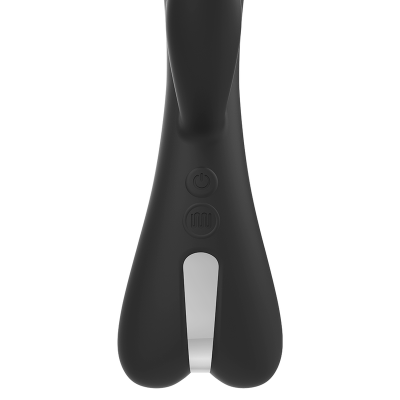 Dispositivo eletrônico preto com botões e detalhe prateado