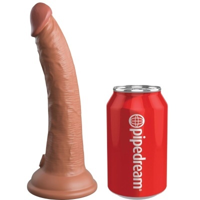 Dildo em silicone castanho ao lado de lata vermelha Pipedream