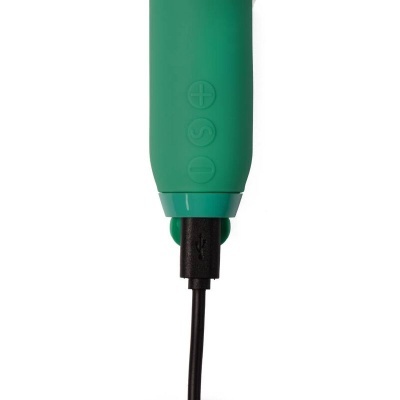 Dispositivo eletrónico verde com três botões e cabo USB preto