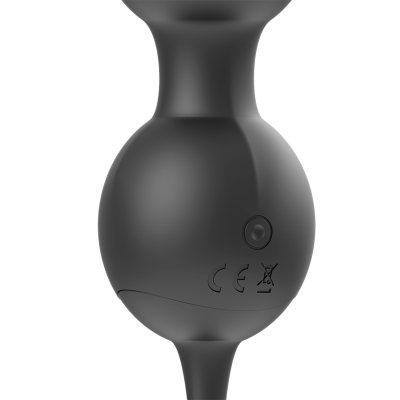 Objeto esférico preto fosco com símbolos CE e de lixo no fundo branco