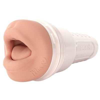 Produto adulto formato boca cor pele embalagem branca com inscrição FLESHLIGHT.