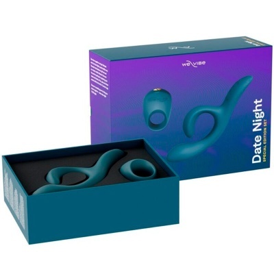 Conjunto We-Vibe Date Night com dois acessórios sexuais em silicone azul escuro na caixa