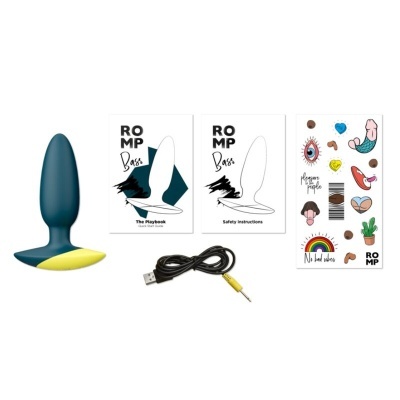 Conjunto com plugue anal de silicone, manuais, cabo USB e autocolantes