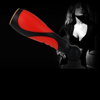 Ferramenta elétrica vermelha e preta com figura feminina no fundo