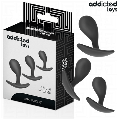 Conjunto de três plugues anais pretos em embalagem preta e branca da marca addicted toys.