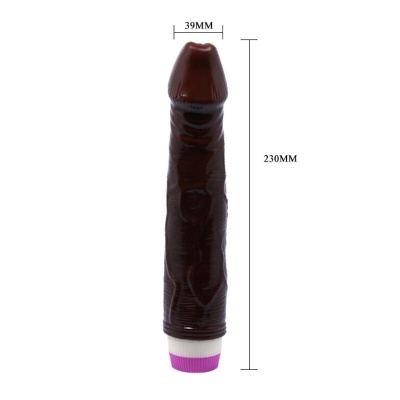 Vibrador castanho com textura realista e base branca com anel rosa sobre fundo branco