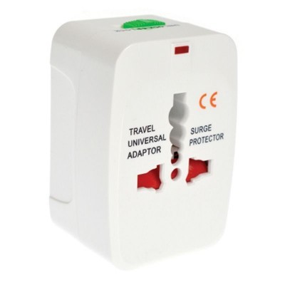 Adaptador de viagem universal branco com protetor contra picos de tensão