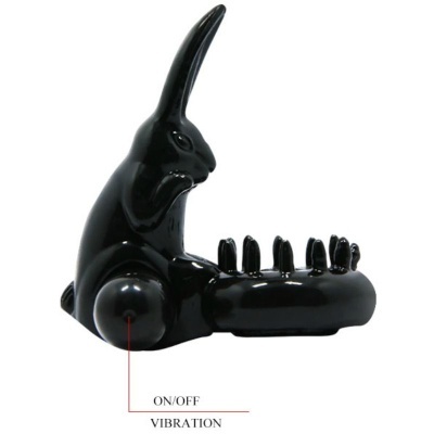 Dispositivo preto em forma de coelho com base texturizada e texto ON/OFF VIBRATION