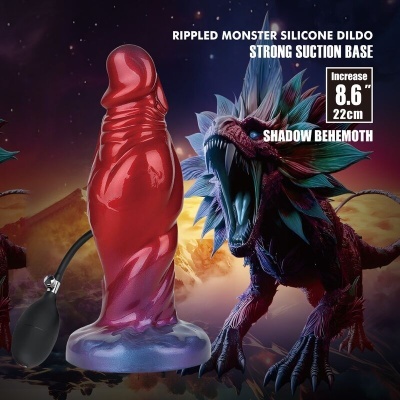 Dildo de silicone vermelho com base de sucção e texto promocional ao lado de um monstro em paisagem desértica