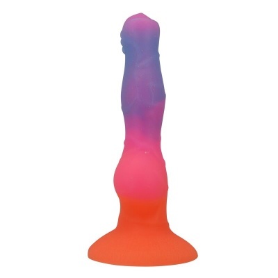 Produto em silicone com cores degradê em rosa, roxo e laranja, com base larga.