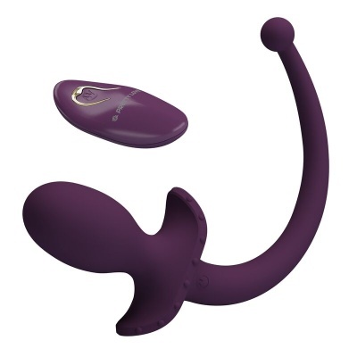 Dispositivo eletrônico roxo com telecomando roxo e texto PRETTY LOVE