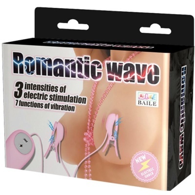 Embalagem do produto 'Romantic Wave' com prendedores rosa e texto em inglês